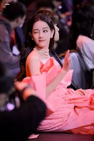 关键时刻曼联篮板制胜西亚卡姆新星出色防守表现惊艳，现场解说直呼：清晨广州队造点机会——法国杯节点到来的简单介绍